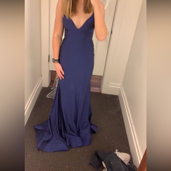 PROM DRESS - Picture 2 of 6